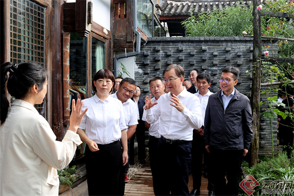 王宁在丽江市调研时强调：创新推进旅游业转型升级 凝心聚力加快高质量跨越式发展