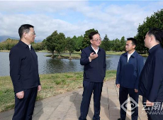 王宁王予波等省领导在昆明市调研，检查国庆假日安全生产、市场保供和旅客出行服务保障等工作