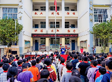 凯翔娱乐公益行走进寻甸山区小学